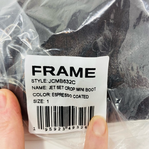 NWT FRAME Jet Set Crop Mini Boot Coated Denim HighRise Black size 25-28 - Picture 3 of 5